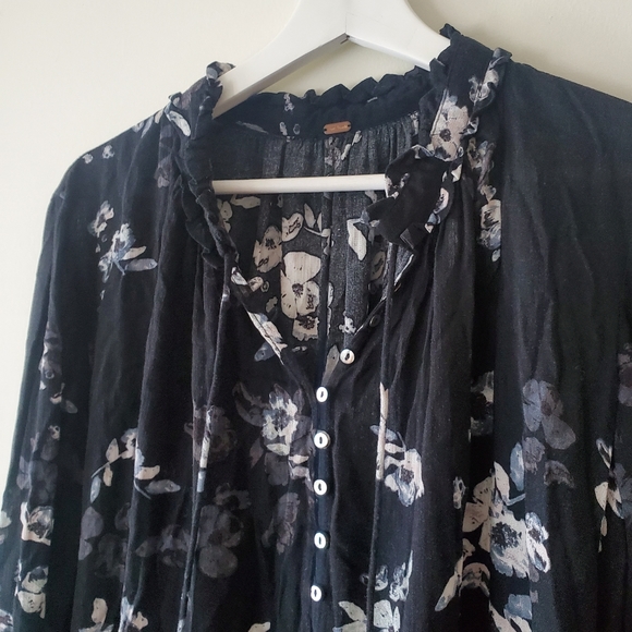 Free People Black Clover Field Printed Tunic - Picture 5 of 8